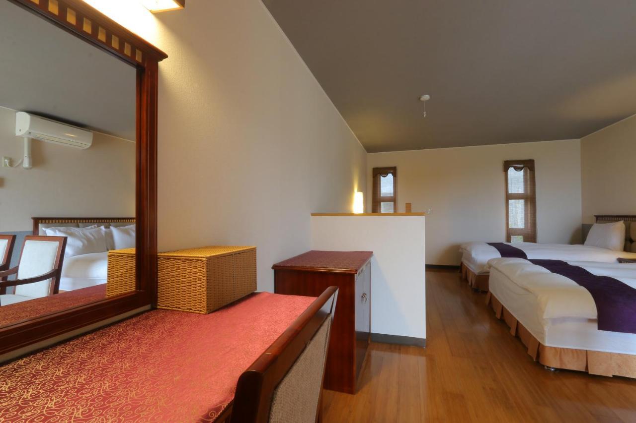 Villa Motobu Hills Εξωτερικό φωτογραφία